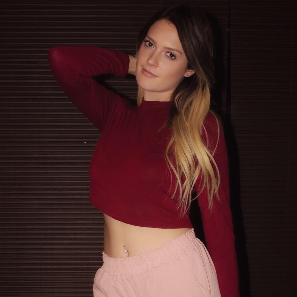 Deep Red Longsleeve CropTop
